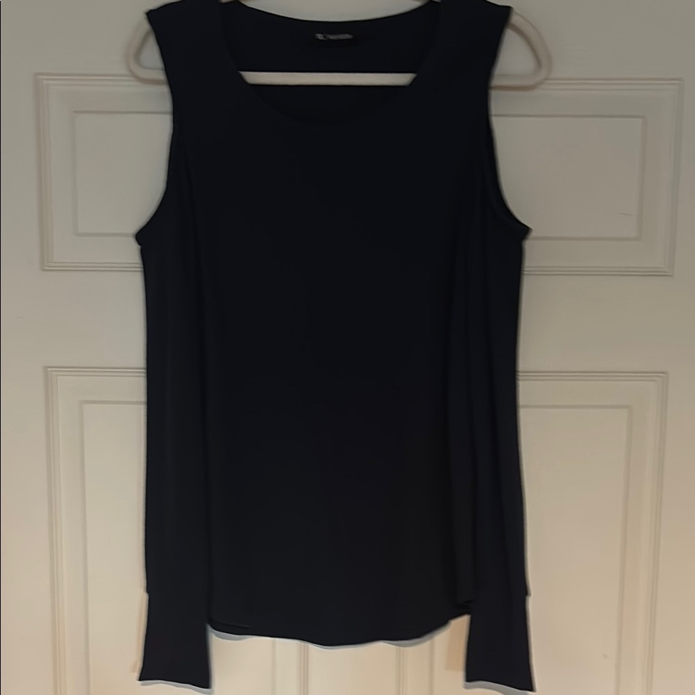 Women's Black Sleeveless Top
